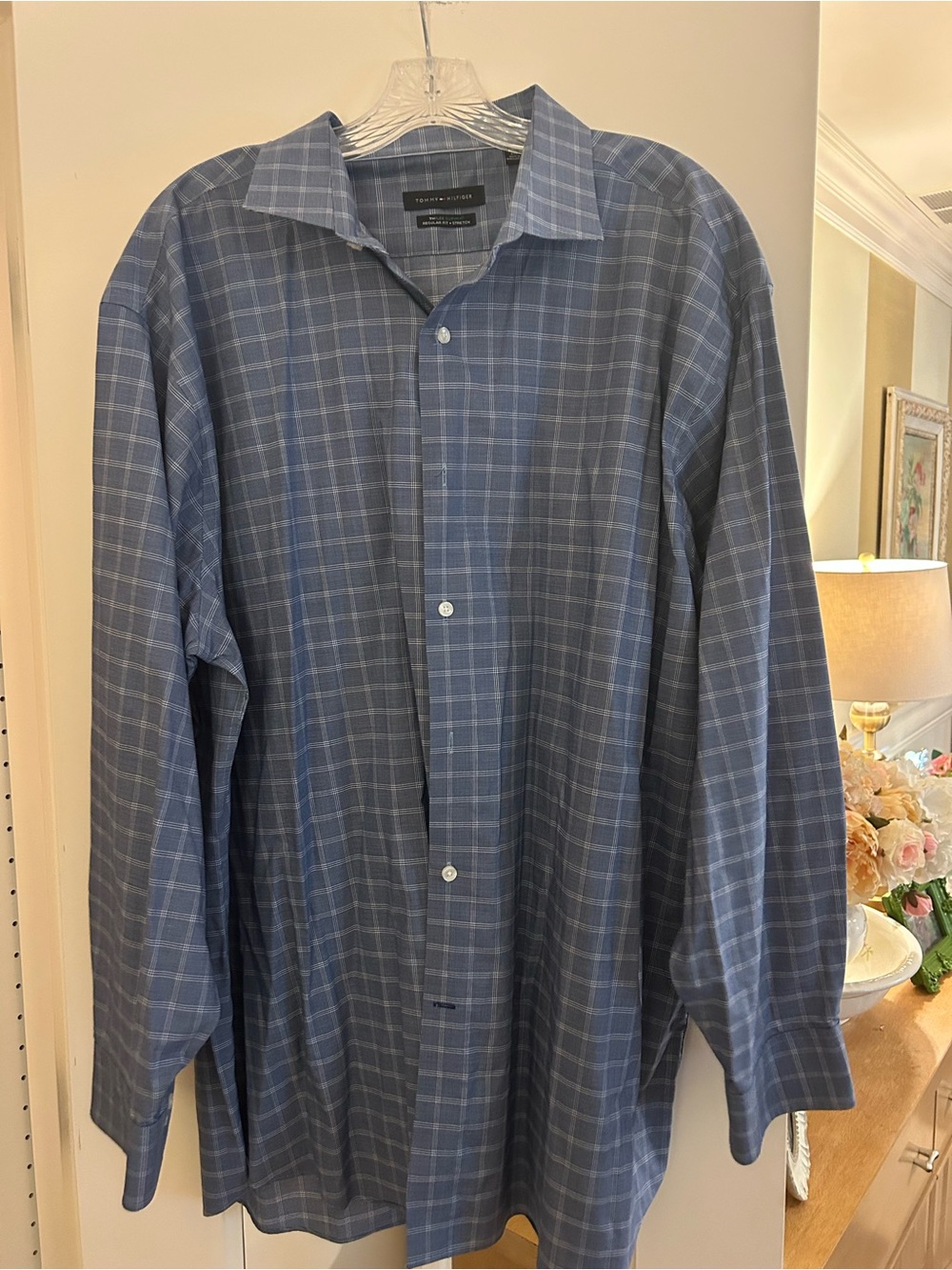 Tommy Hilfiger Men's Blue Plaid Button-Down Shirt